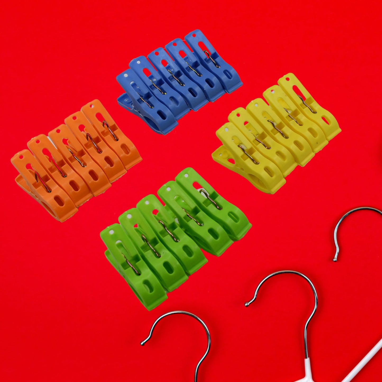 Multifunction Plastic Heavy Quality Cloth Hanging Clips, Plastic Laundry Clothes Pins Set of 20 Pieces - Springkart 