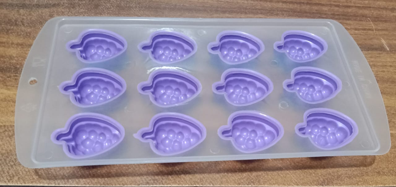 Silicone Mold Ice Cube Tray Creative Sweet Multi Type Ice Tray Buckets, Ice Cube Trays Multi Fruit Shape Ice Tray (1 Pc)