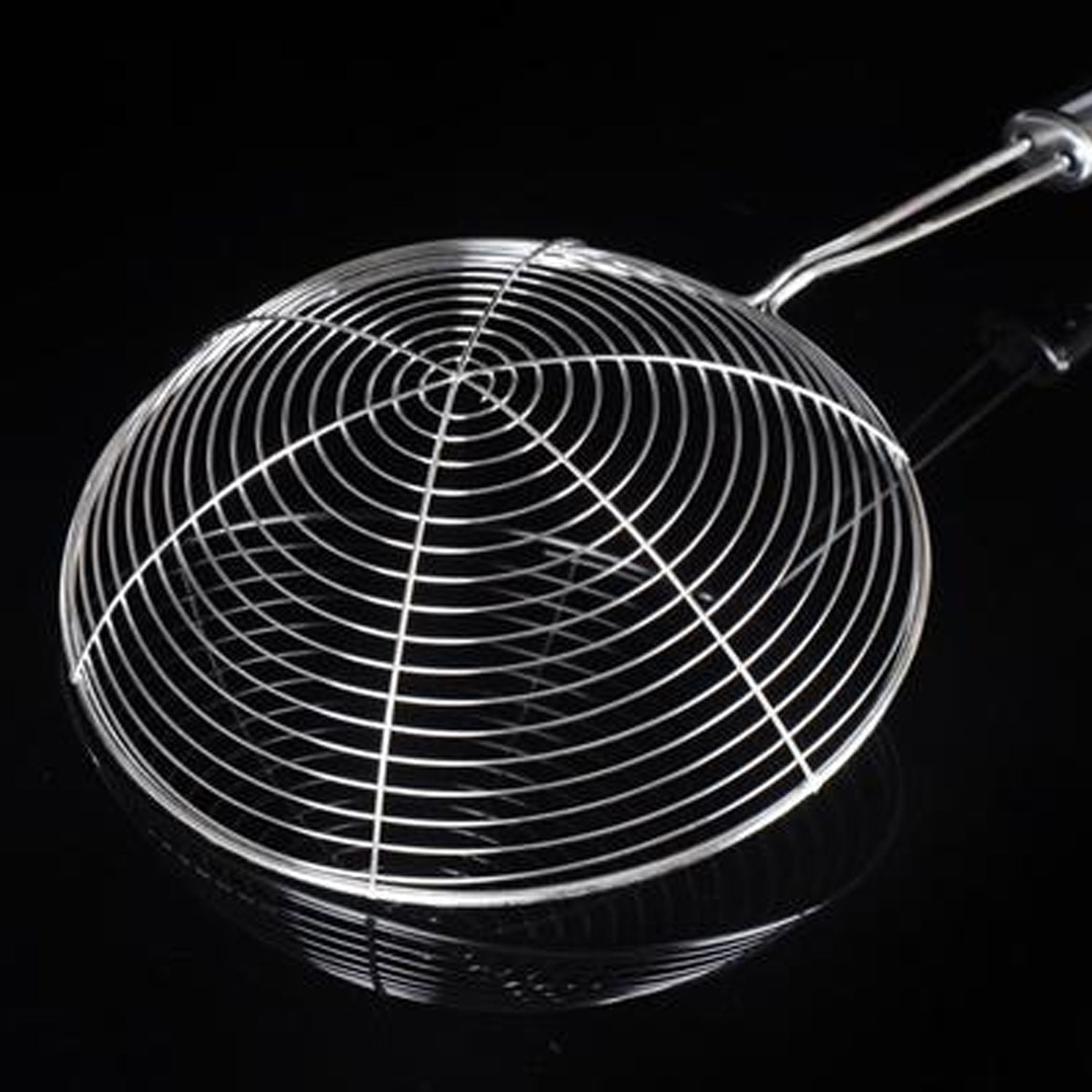Large Oil Strainer To Get Perfect Fried Food Stuffs Easily Without Any Problem And Damage. - Springkart 