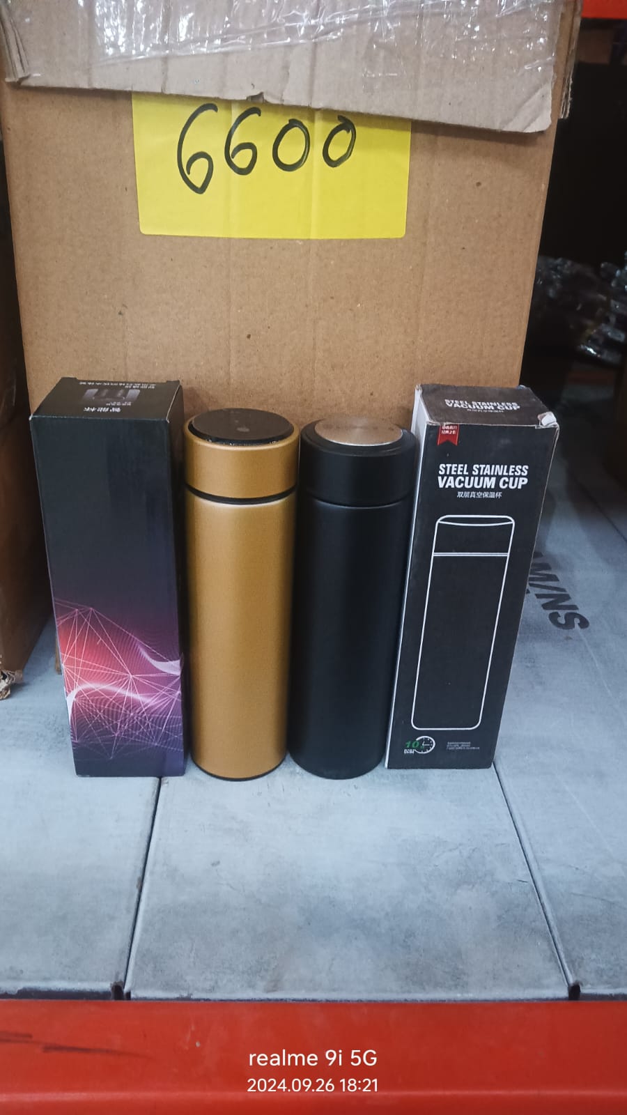 Double Stainless Steel Wall Smart Flask Vacuum Insulated Water Bottle | Perfect for Hot and Cold Drinks | for Campaign Travelling (450ml Approx) (Mix Color / Mix Design)) - Springkart 