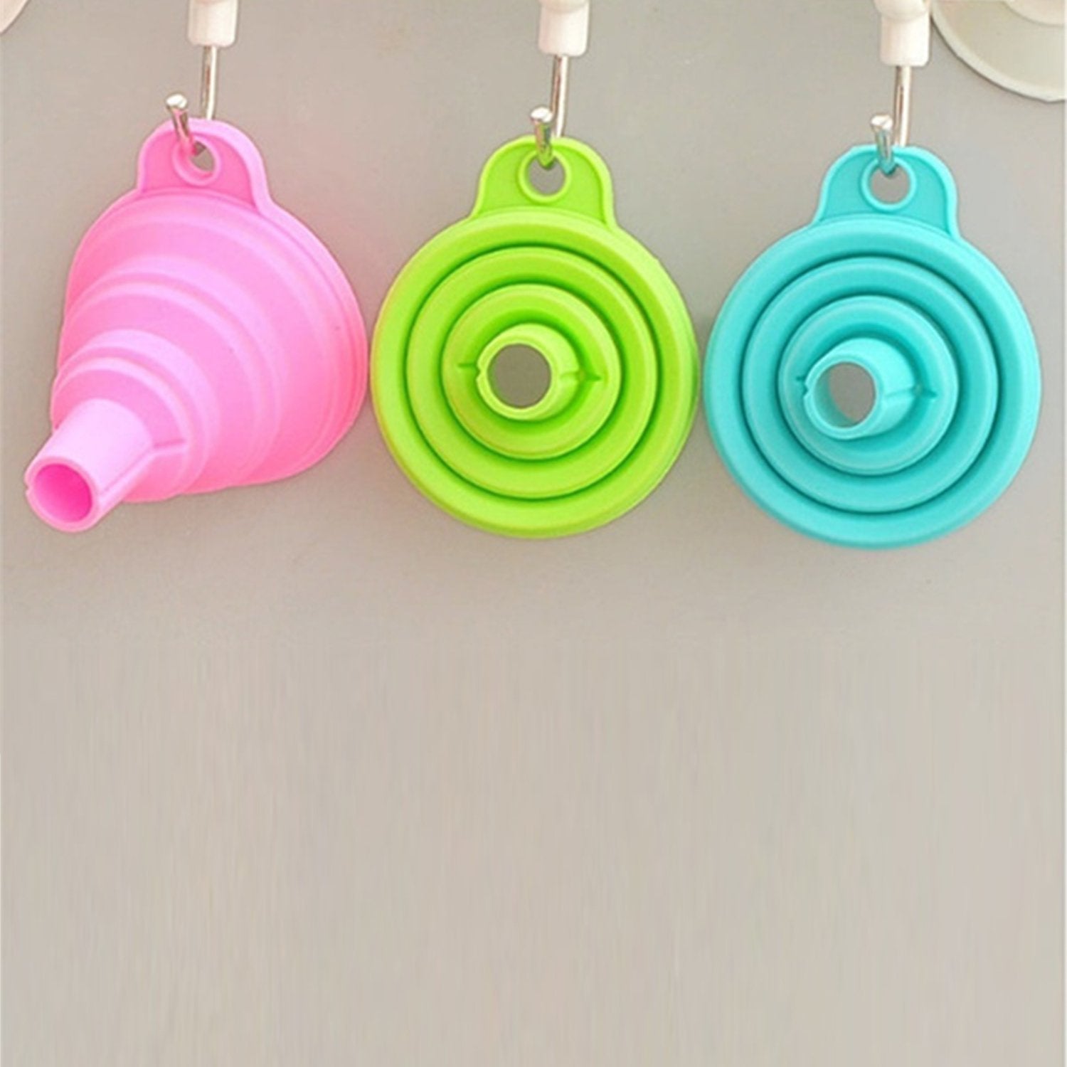 Silicone Funnel for Kitchen Use Oil Pouring Sauce Water Juice - Springkart 