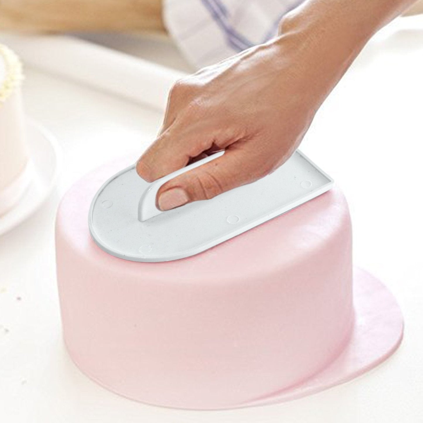 Plastic Cake Pastry Decorating Baking Icing Smoother - Springkart 