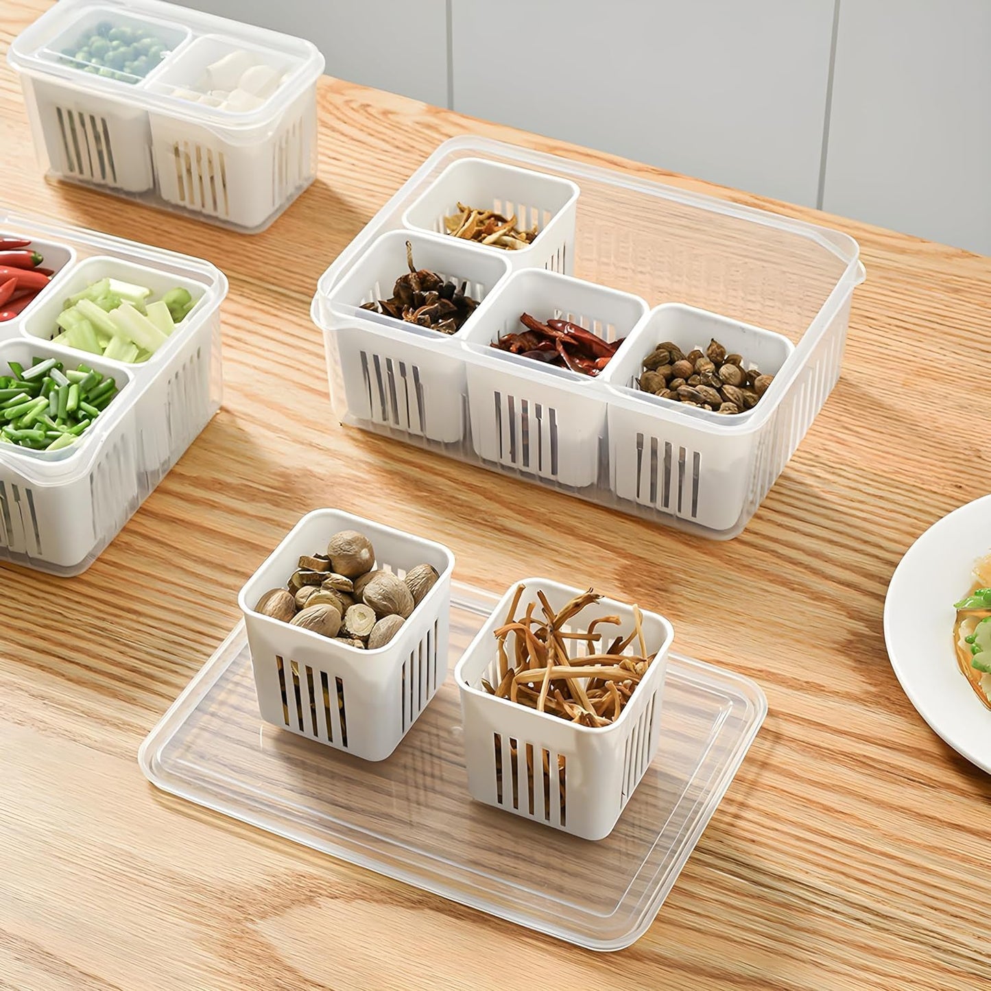 Fridge Storage Boxes Freezer Storage Containers, Container for Kitchen Storage Set, Storage in Kitchen, Vegetable Storage, Draining Crisper Refrigerator Food Box (1 Pc) - Springkart 