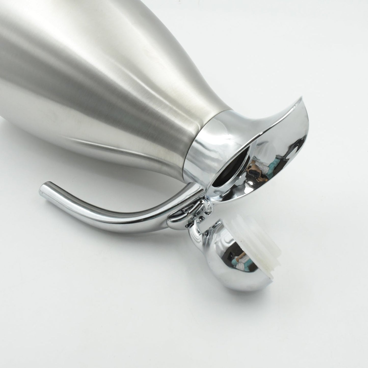 Vacuum Insulated Kettle Jug (Stainless Steel): 1.5L Sizes - Springkart 