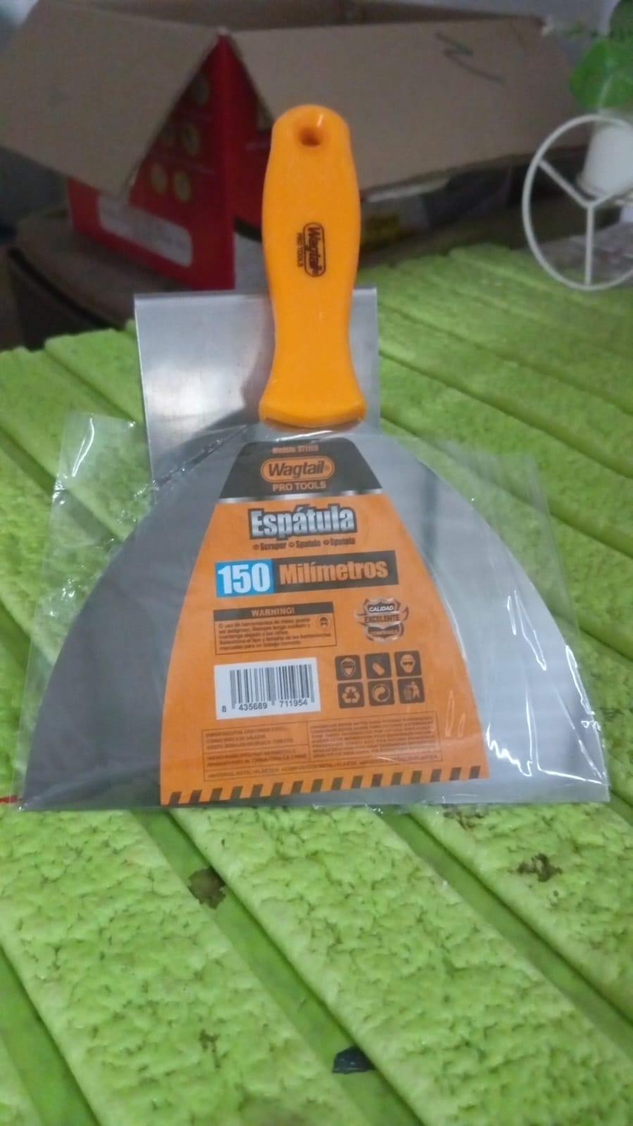 Paint Scraper Window Glass Filling Putty Knife (150 MM / 1 Pc) - Springkart 