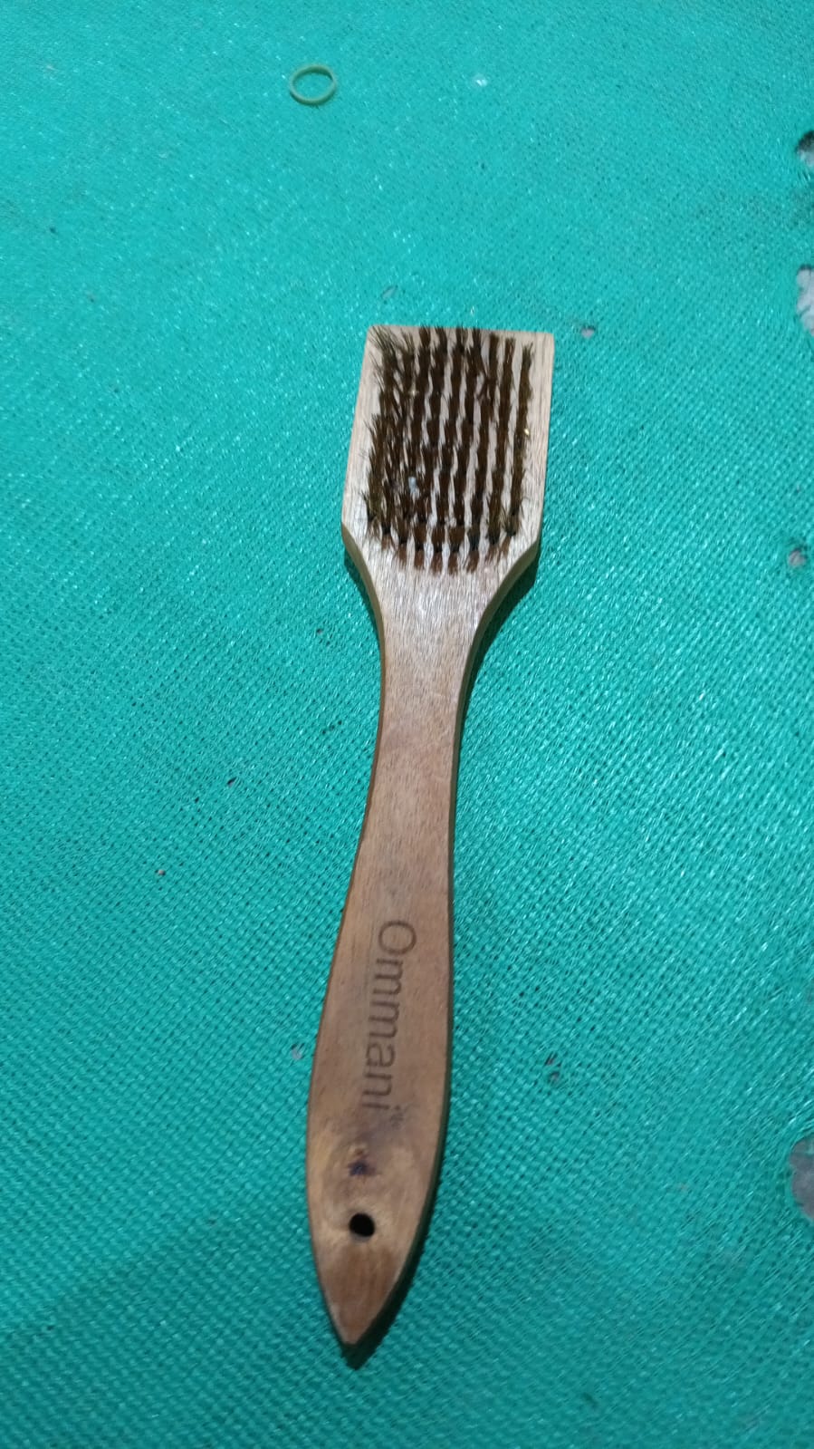 Wooden Handle Steel Wire Brush (1 Pc).