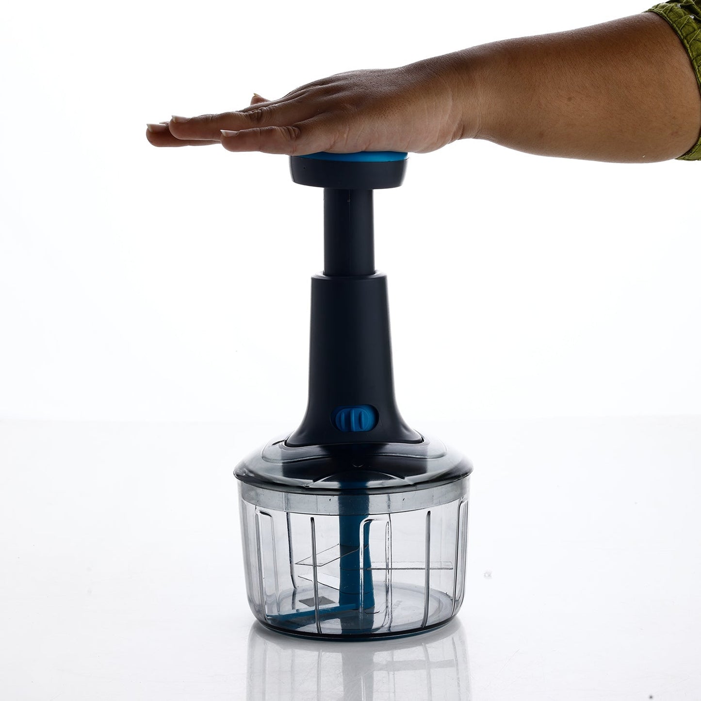 Ganesh Bingo Lock-Unlock Push Chopper ( 725ML ) - Springkart 
