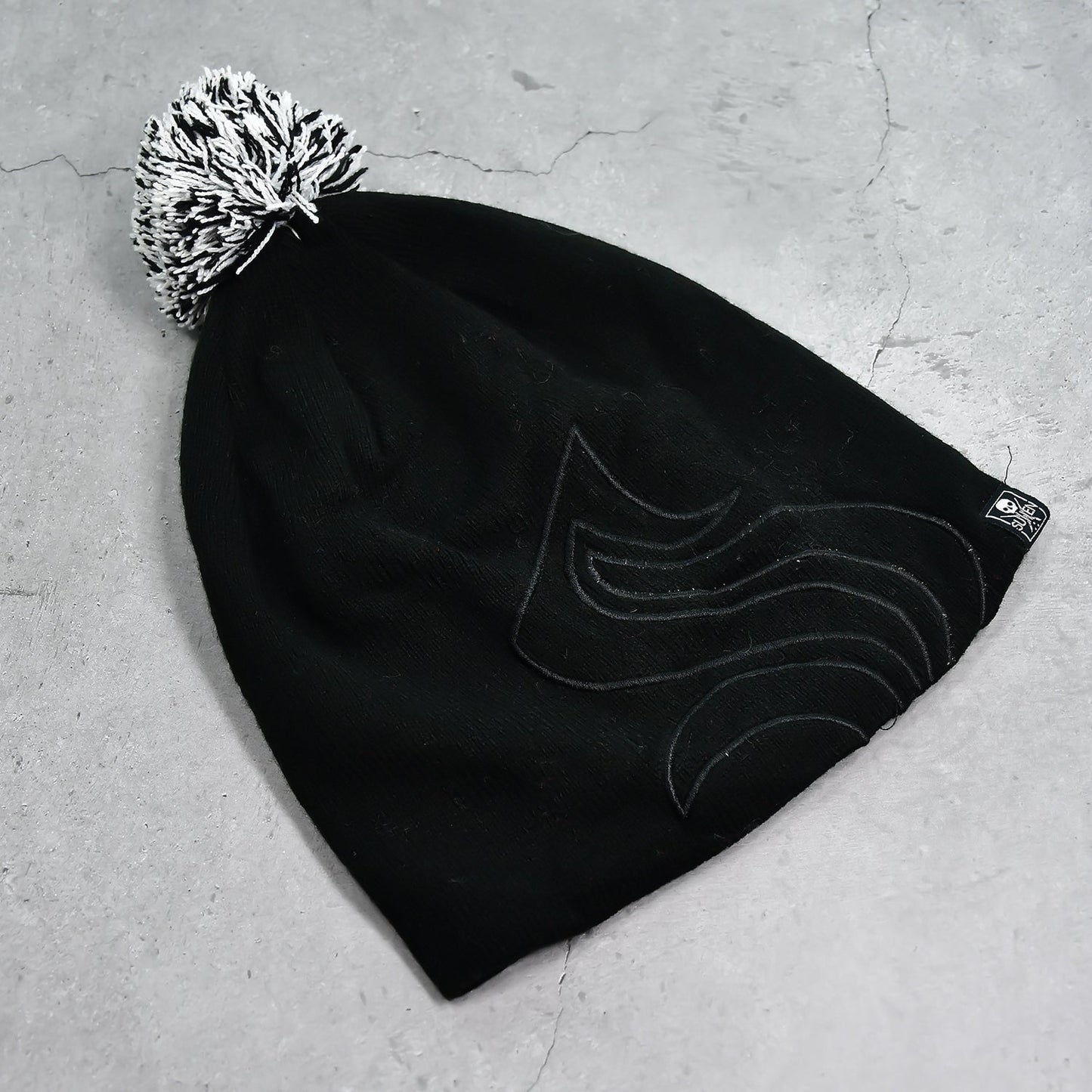 Men's and Women's Skull Slouchy Winter Woolen Knitted Black Inside Fur Beanie Cap. - Springkart 