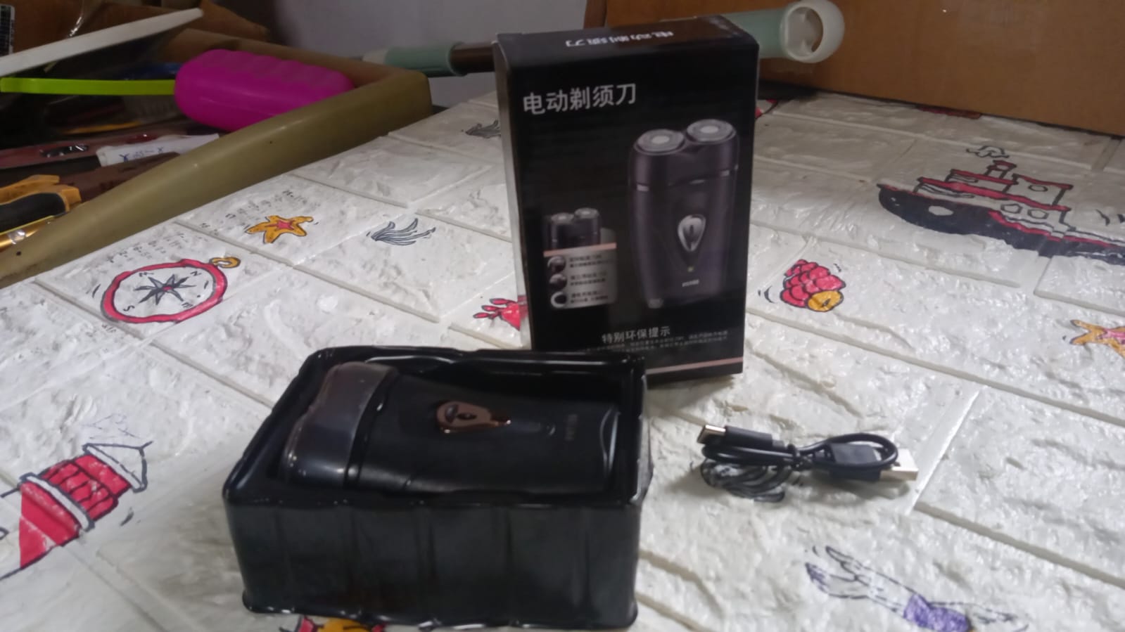 Men's Electric Shaver with Double Floating Heads Rechargeable | Portable, Cordless, Travel Electric for Men | USB Rechargeable Shaver | Water Resistant | Flexible Floating Shaving Heads - Springkart 