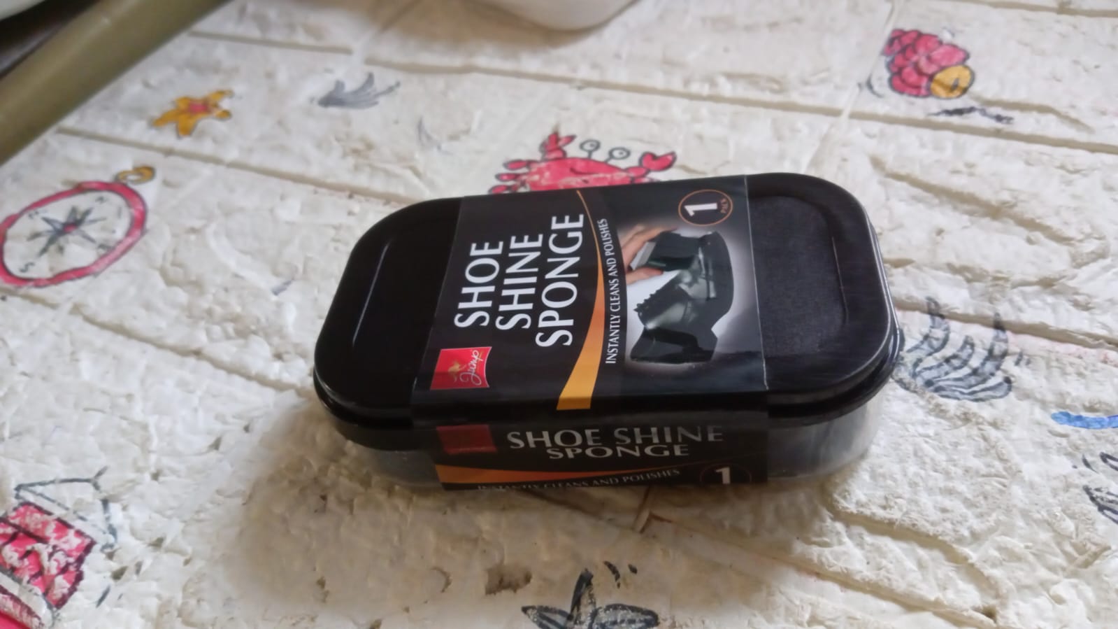 Shoe Shiner and Shoe Polish For All Colours Leather Shoes, Formal Shoes, Oxford Shoes & Dress Shoes (1 Pc) - Springkart 