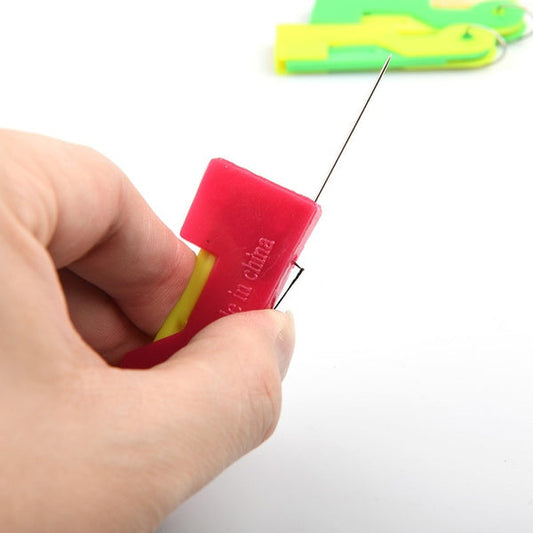 Automatic Needle Threading Device (Multicolour) - Springkart 