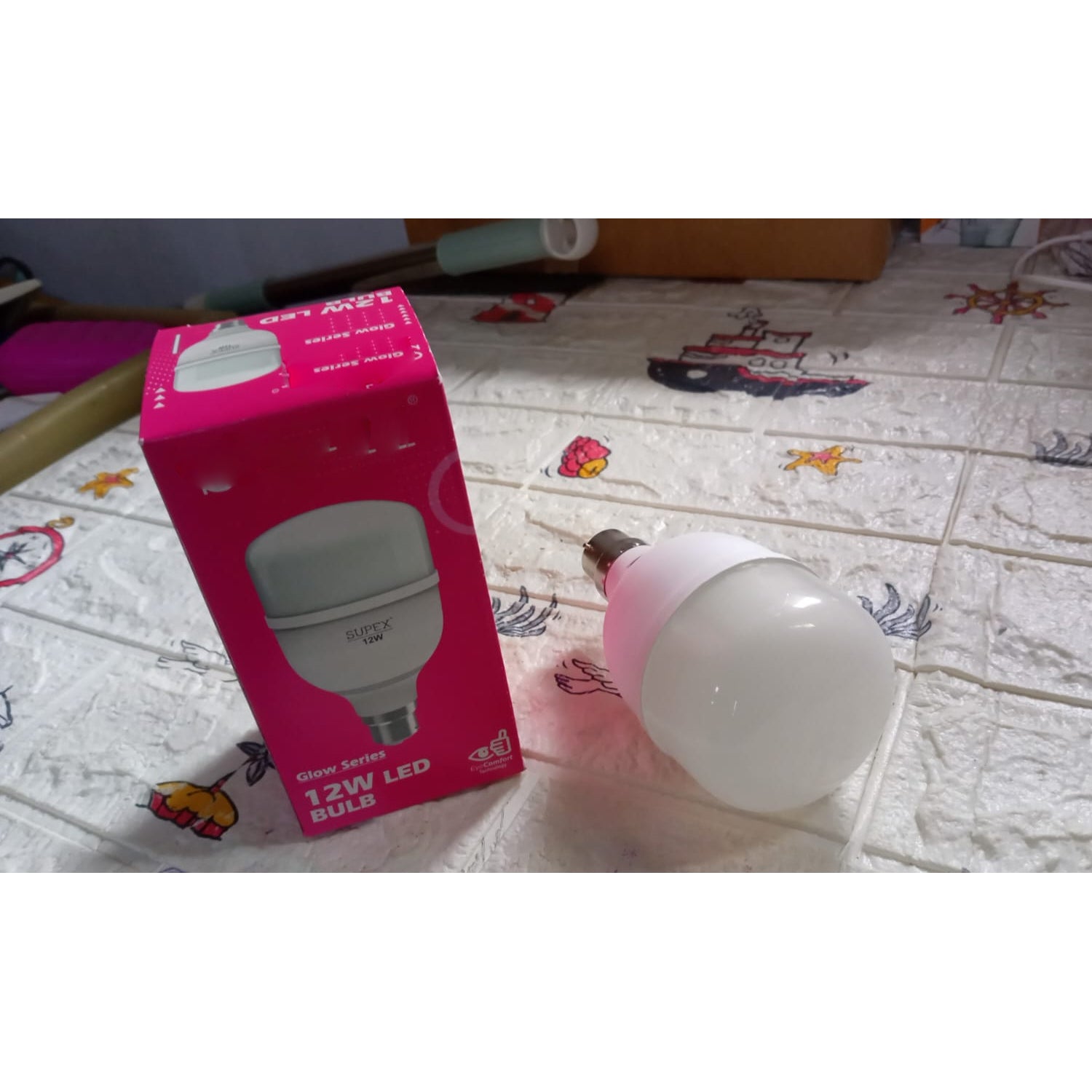High-Power 12W LED Light Bulb, Brightness LED Bulb White, General Lighting Bulb, Energy Saver Superior Light , LED Bulb, Cool White For every room: bedroom, living room, kitchen, garage, bathroom - Springkart 
