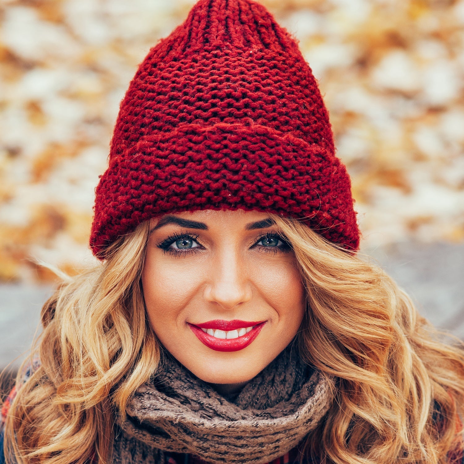 Mix Design Winter cap for Women Warm Thick Cotton Lining Skull Cap Warm Cap Outdoor Sports Hat for Ladies - Springkart 