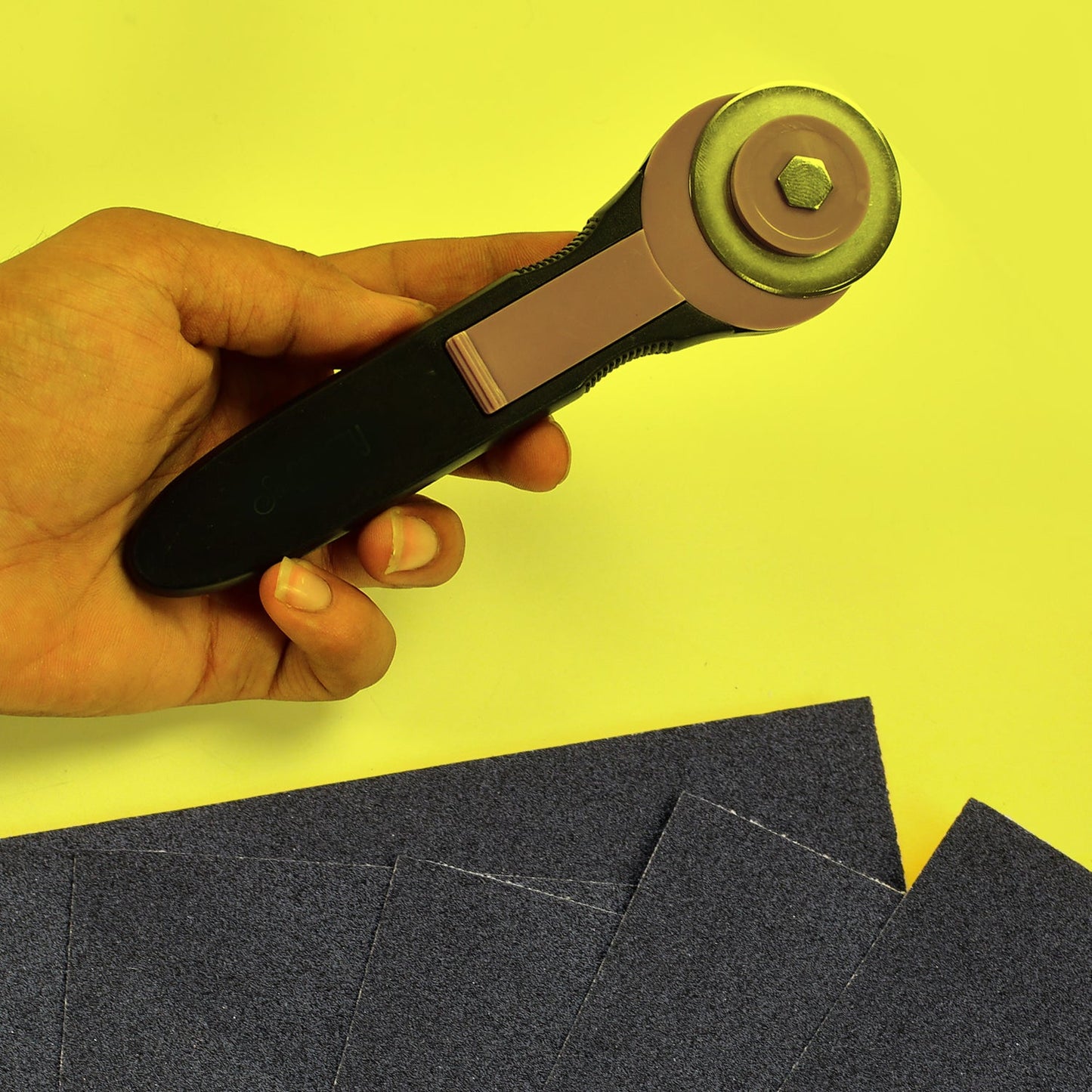Manual Sewing Roller Cutter Rotary cutter - Springkart 