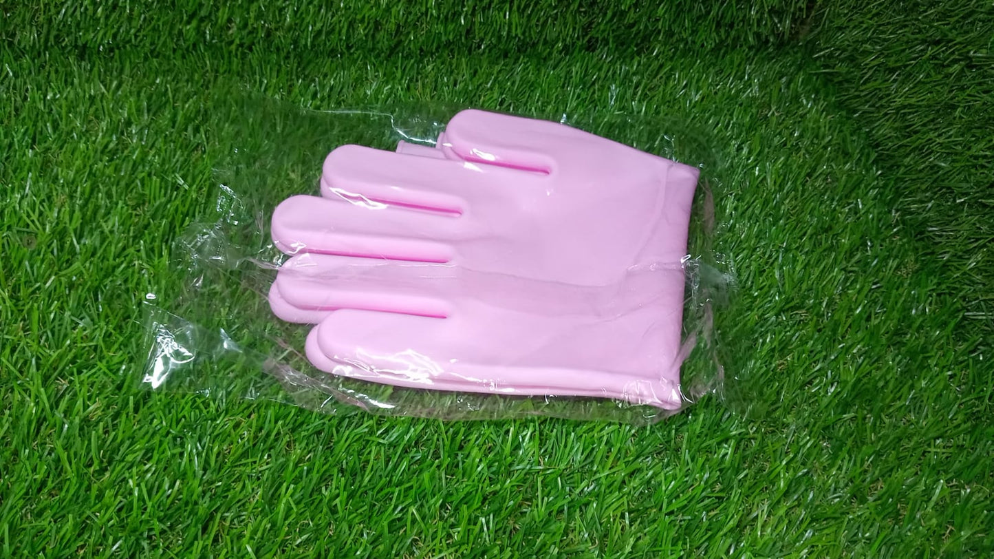 Cleaning gloves made of silicone material