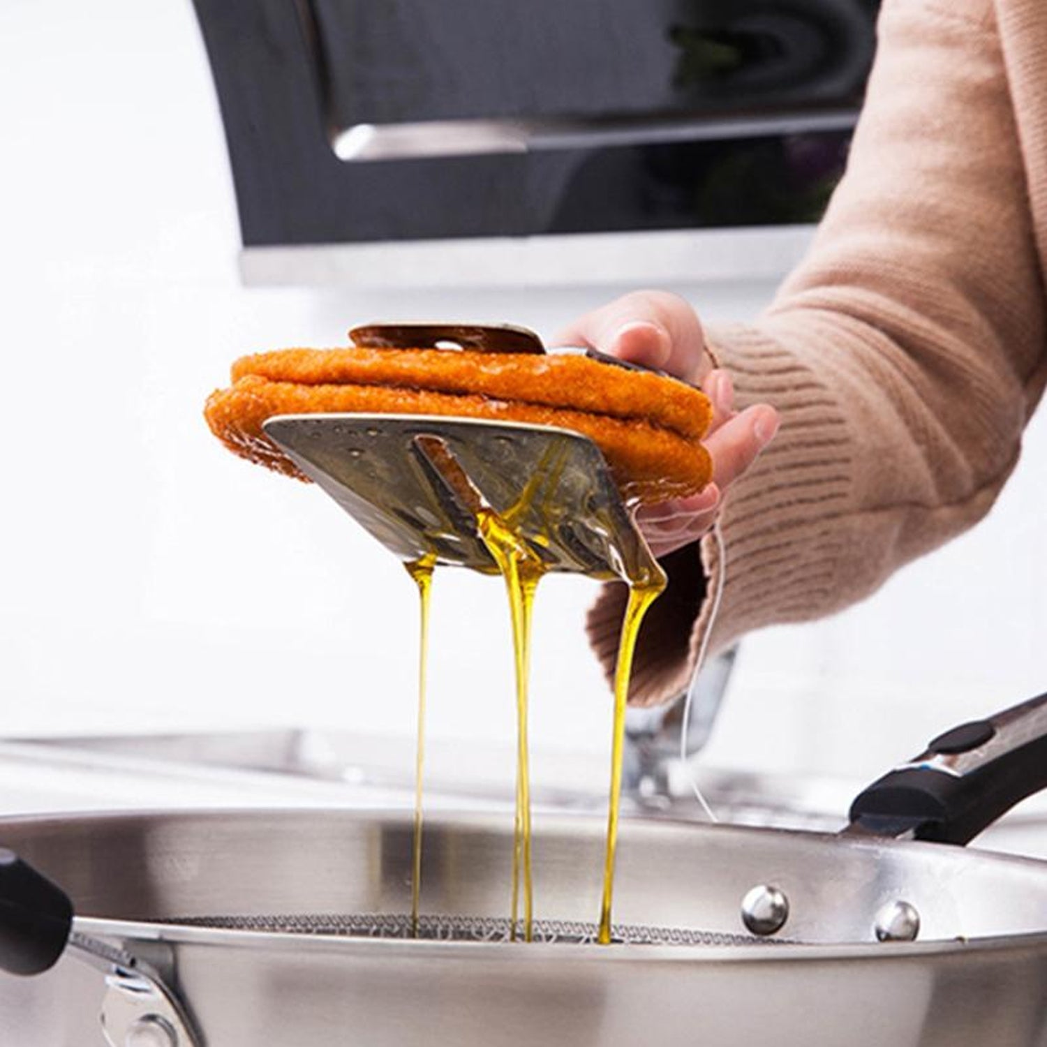 MULTIFUNCTION COOKING SERVING TURNER FRYING FOOD TONG. STAINLESS STEEL STEAK CLIP CLAMP BBQ KITCHEN TONG. - Springkart 