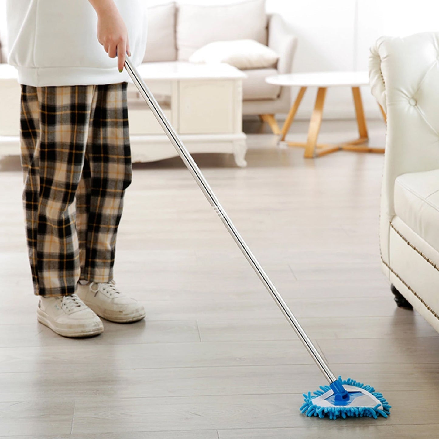 Long handle triangle mop for cleaning