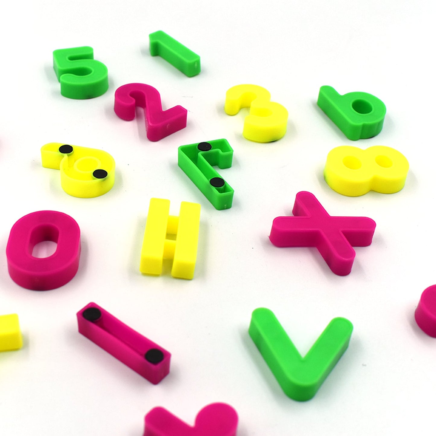 AT42 Magnetic Number Symbol Baby Toy and game for kids and babies for playing and enjoying purposes. - Springkart 