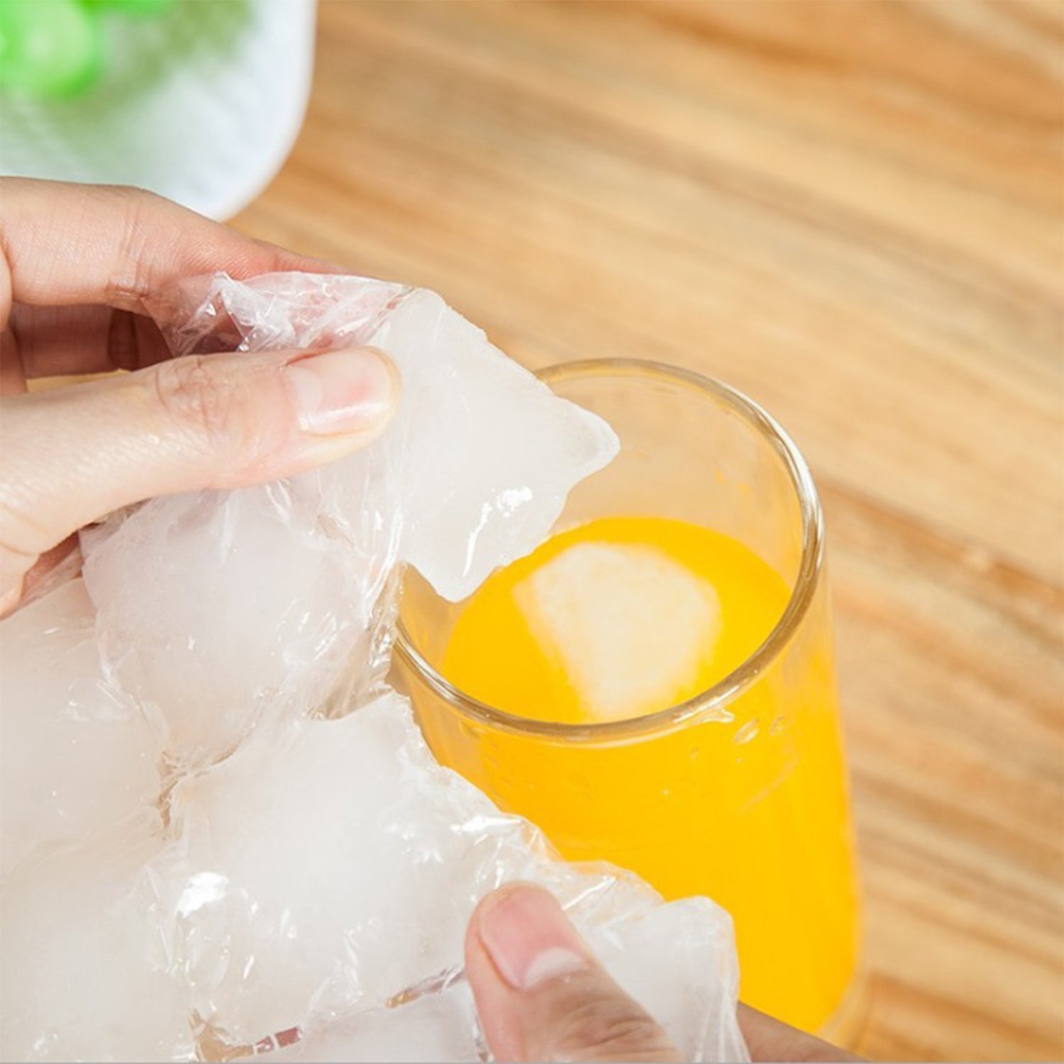 Disposable Ice Cube Bags, Stackable Easy Release Ice Cube Mold Trays Self-Seal Freezing Maker,Cold Ice Pack Cooler Bag for Cocktail Food Wine - Springkart 
