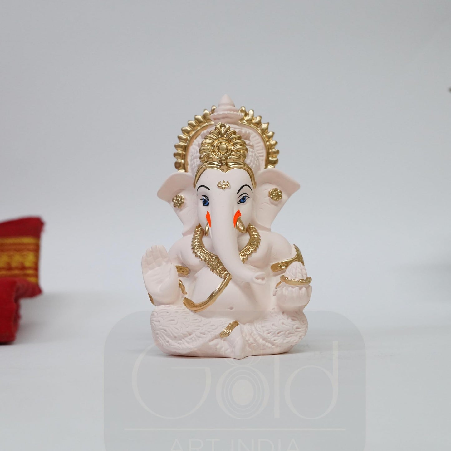 Gold Art India Ganesha Gold Plated Idol for Car Dashboard Ganesha Murti Ganpati Idol for Home Decor Puja Lord Ganesh Statue Gift for Office Desk Puja Room Figurine (Gold and Cream)
