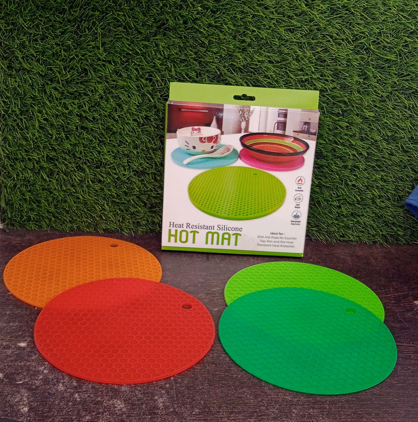 Mat, 4 Pc Silicon Hot Mat For Placing Hot Vessels And Utensils Over It Easily Without Having Any Visible Marks On Surfaces. - Springkart 