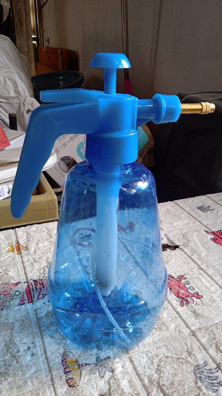 Garden Pressure Sprayer Bottle 1.5 Liter Manual Sprayer - Springkart 