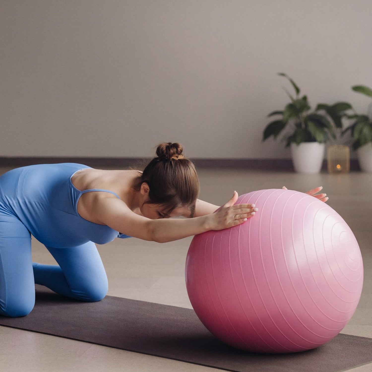9091 Anti Burst 65 Cm Exercise Ball With Inflation Pump Non-slip Gym Ball For Yoga Pilates Core Training Exercises At Home And Gym- Suitable For Men And Women - Springkart 