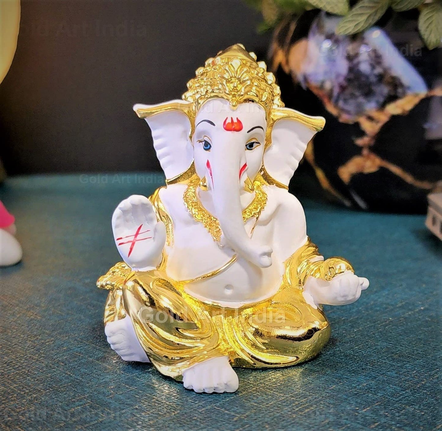 Gold Art India Gold and Silver Plated Matte Finish Ganesh Idol For Car Dashboard Ganesha Murti Ganpati Idol For Home Decor Puja Lord Ganesh Statue Gift For Office Desk Puja Room Figurine, 3 x 3 inches