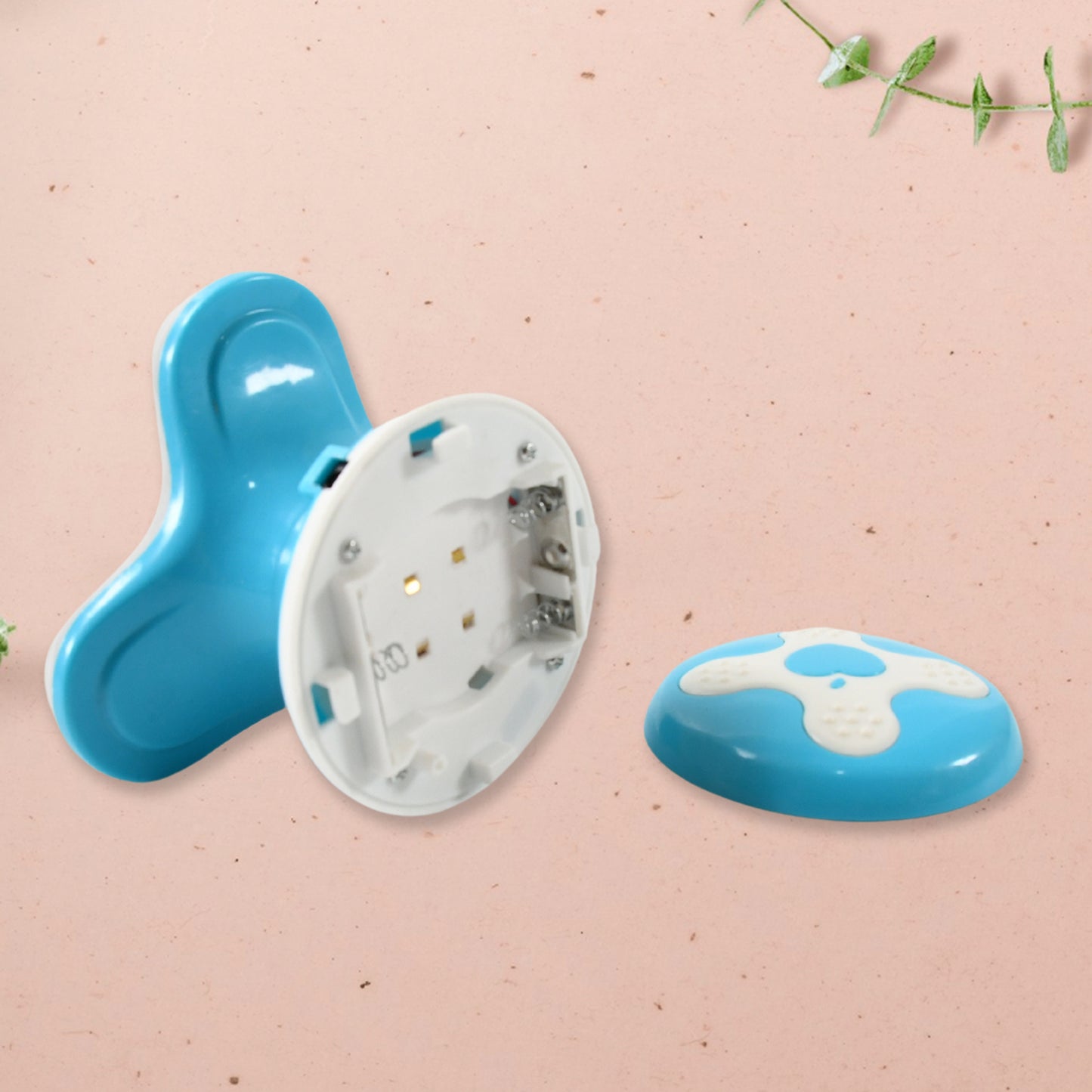 12719 Multifunctional Mini Massager Triangle Electric Usb Massager Automatic Switch Relieve Fatigue As A Gift (1 Pc Battery Not Included) - Springkart 