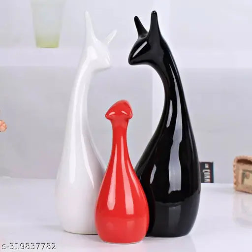 Earthystone Home Decor Beautifull Deer Family Showpiece | Ceramic Figures | Home Decor Showpieces | Decor Showpiece Set (Pack of 3)