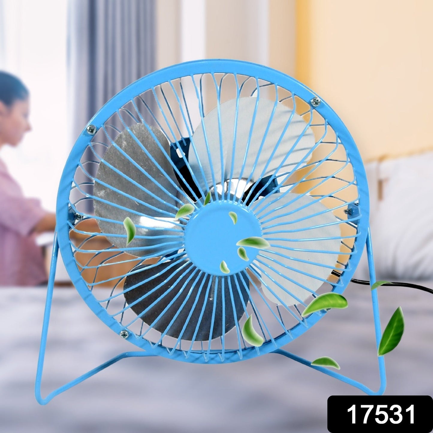 USB Table Desk Personal Metal Electronic Fan, Compatible with Computers, Laptops, Student Dormitory, Suitable For Office, School Use (1 Pc) - Springkart 