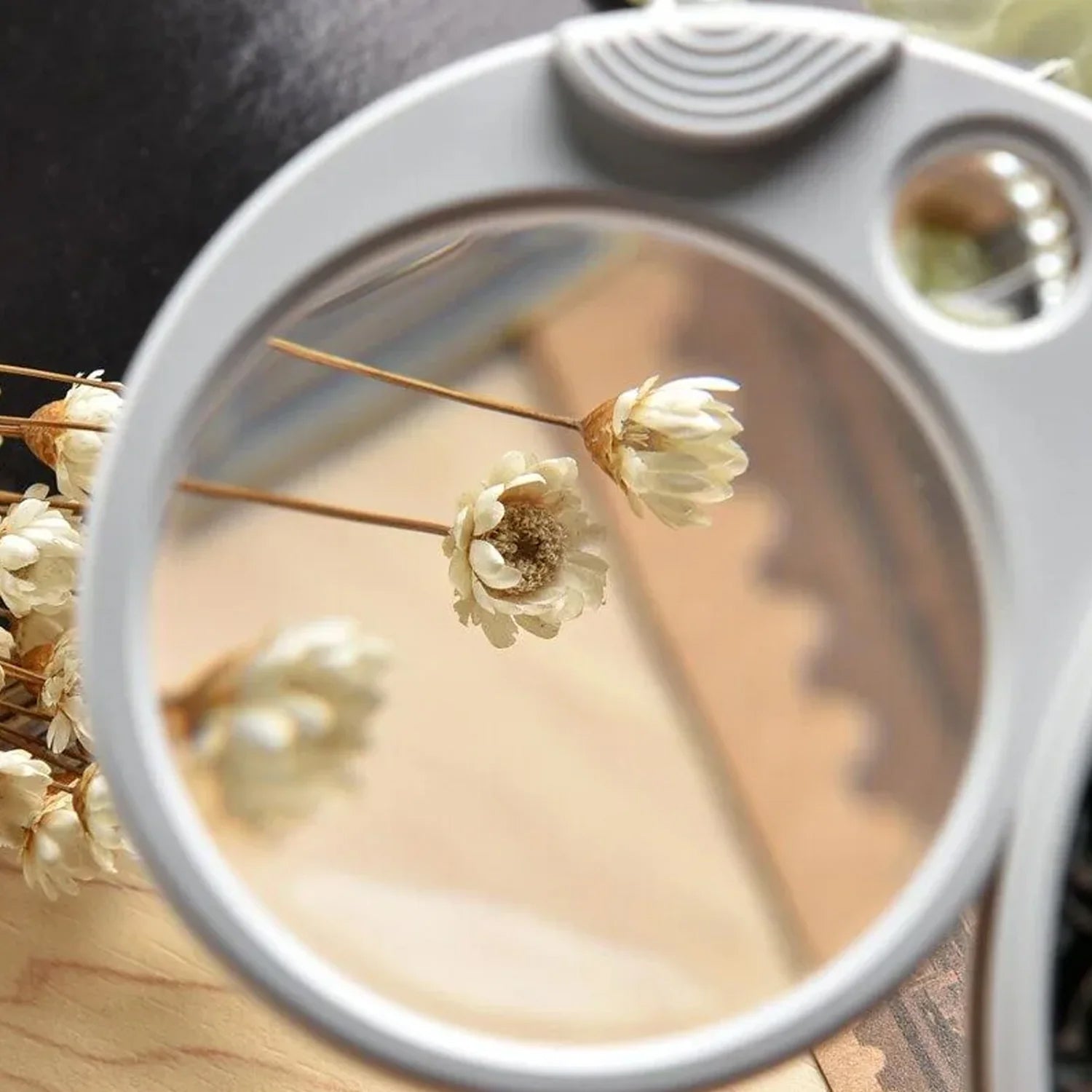 Double-magnification Led Magnifiers With Light (1 Pc Small) - Springkart 