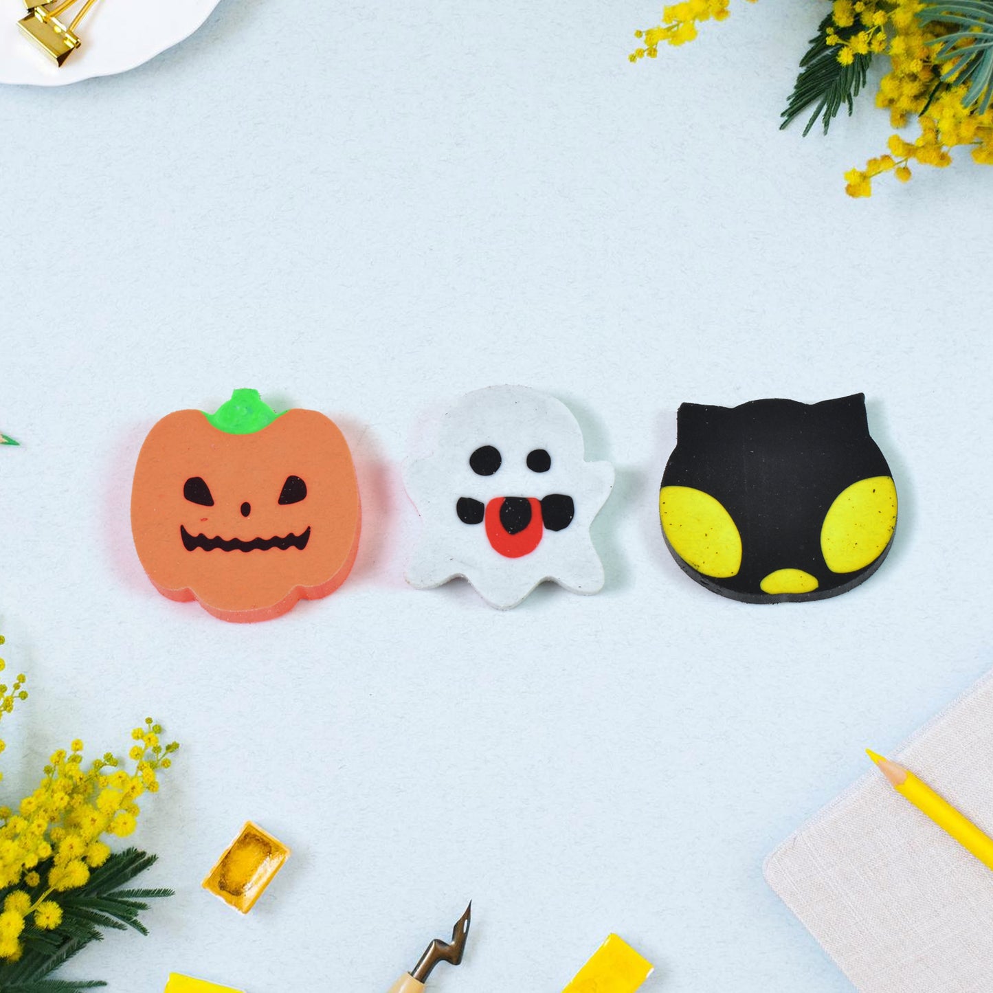 Cartoon Shape Eraser Rubber (1 Pc Mix Colour Design) - Springkart 