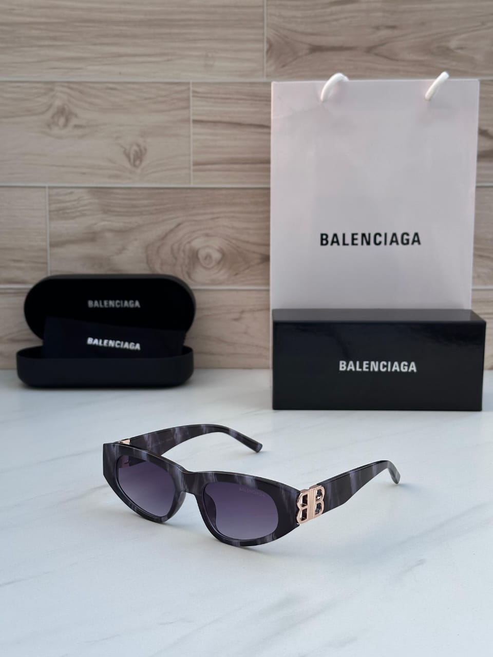 Branded Sunglasses (BALENCIAGA / LOUIS VUITION)