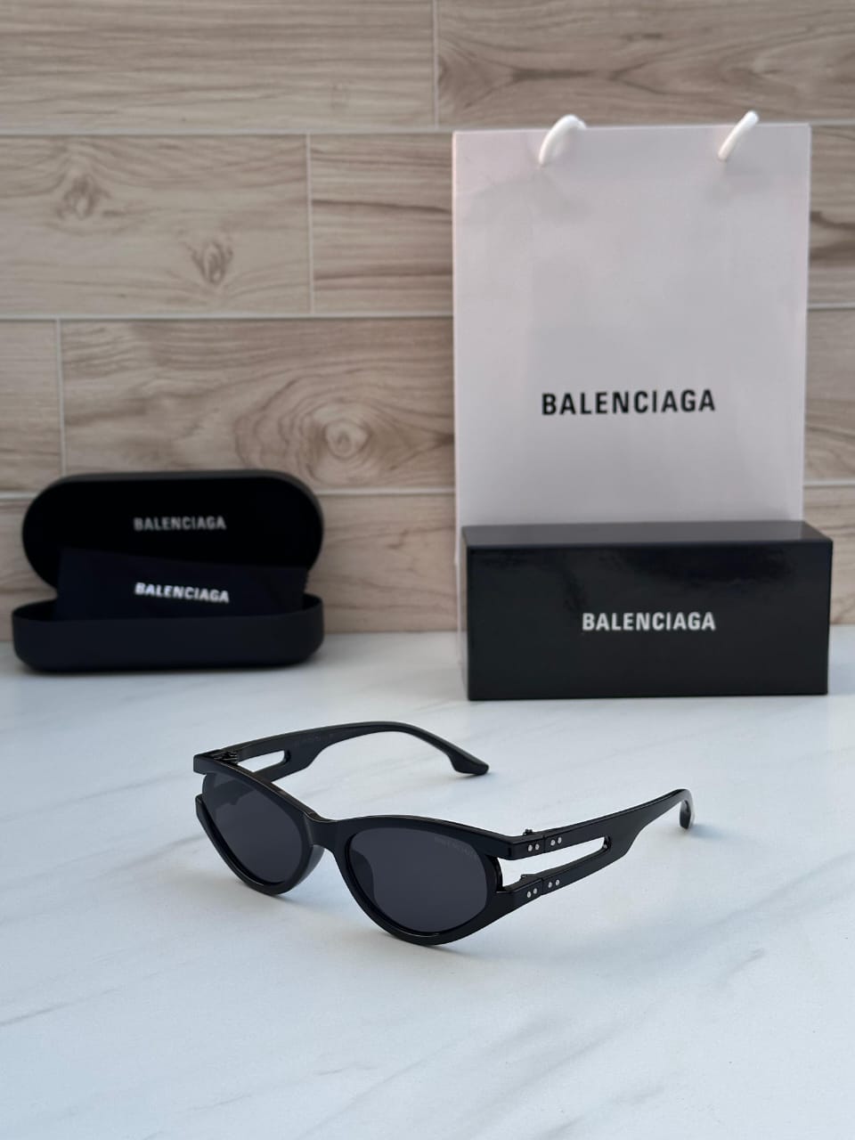 Branded Sunglasses (BALENCIAGA / LOUIS VUITION)