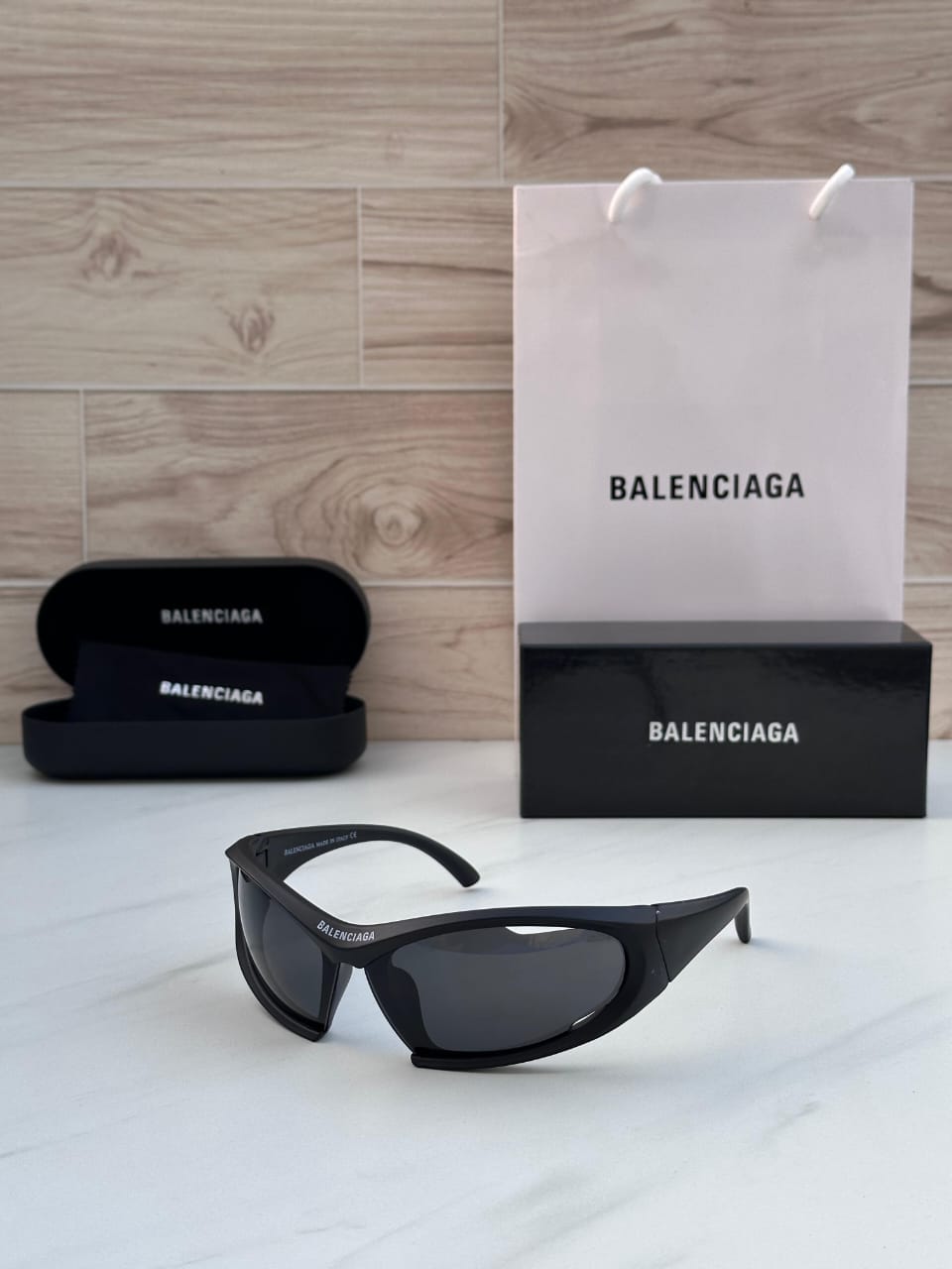 Branded Sunglasses (BALENCIAGA / LOUIS VUITION)