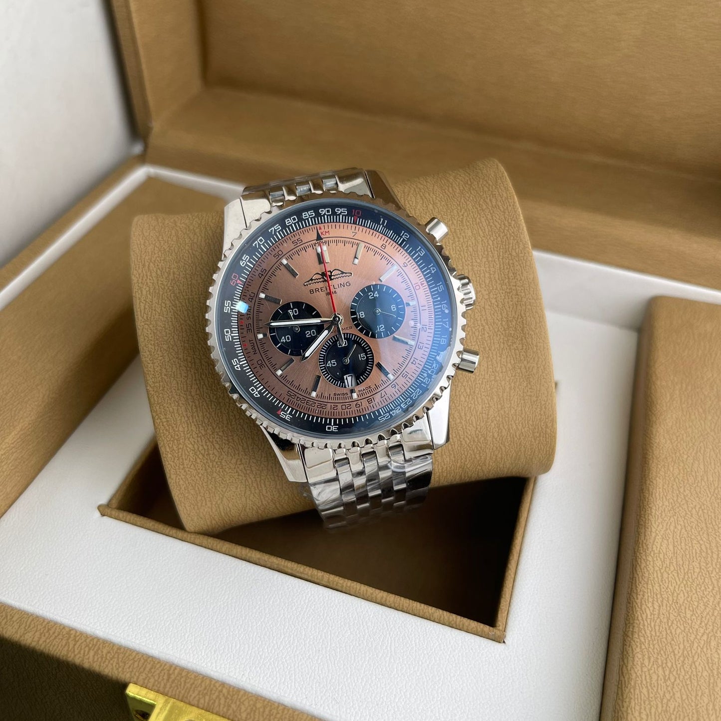 Exclusive Breitling Navitimer all-purpose Watch for your every pursuit