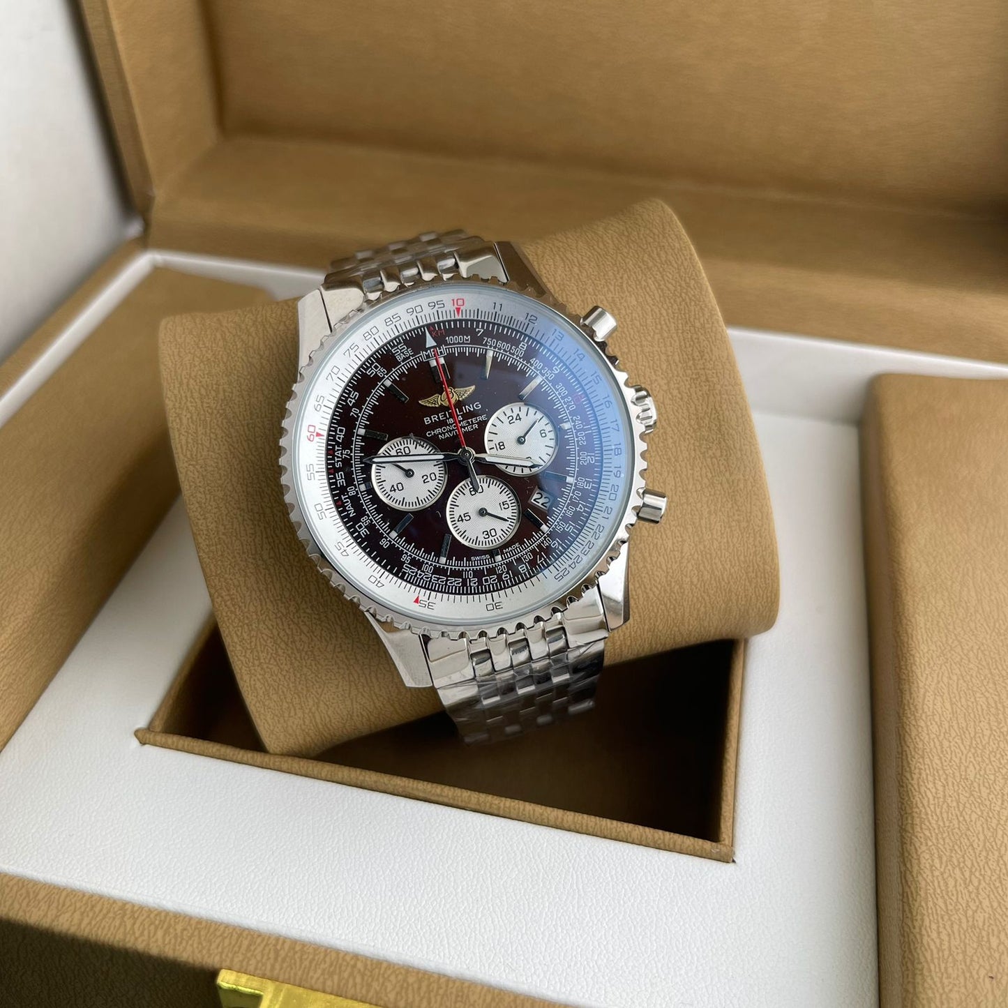 Exclusive Breitling Navitimer all-purpose Watch for your every pursuit