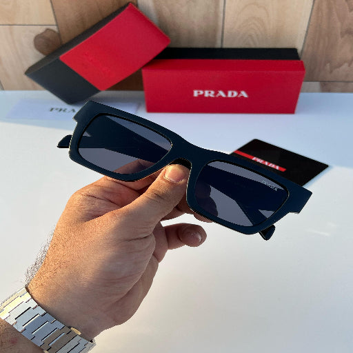 PRADA SUN GLASSESS