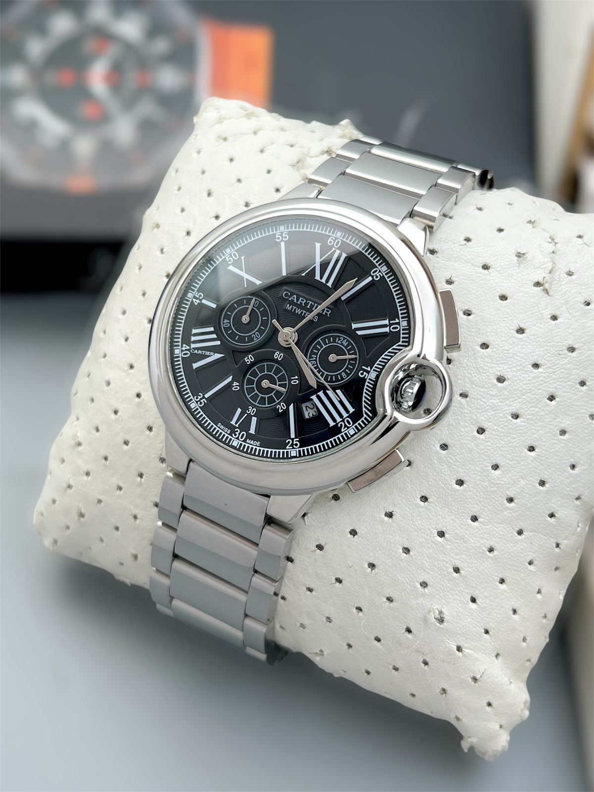 Cartier chronographs EXCLUSIVE WRIST WEAR
