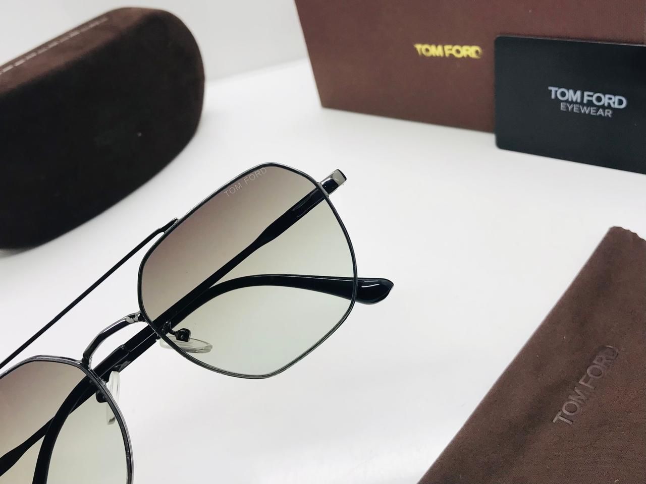 TOM FORD Unisex Sun Glass