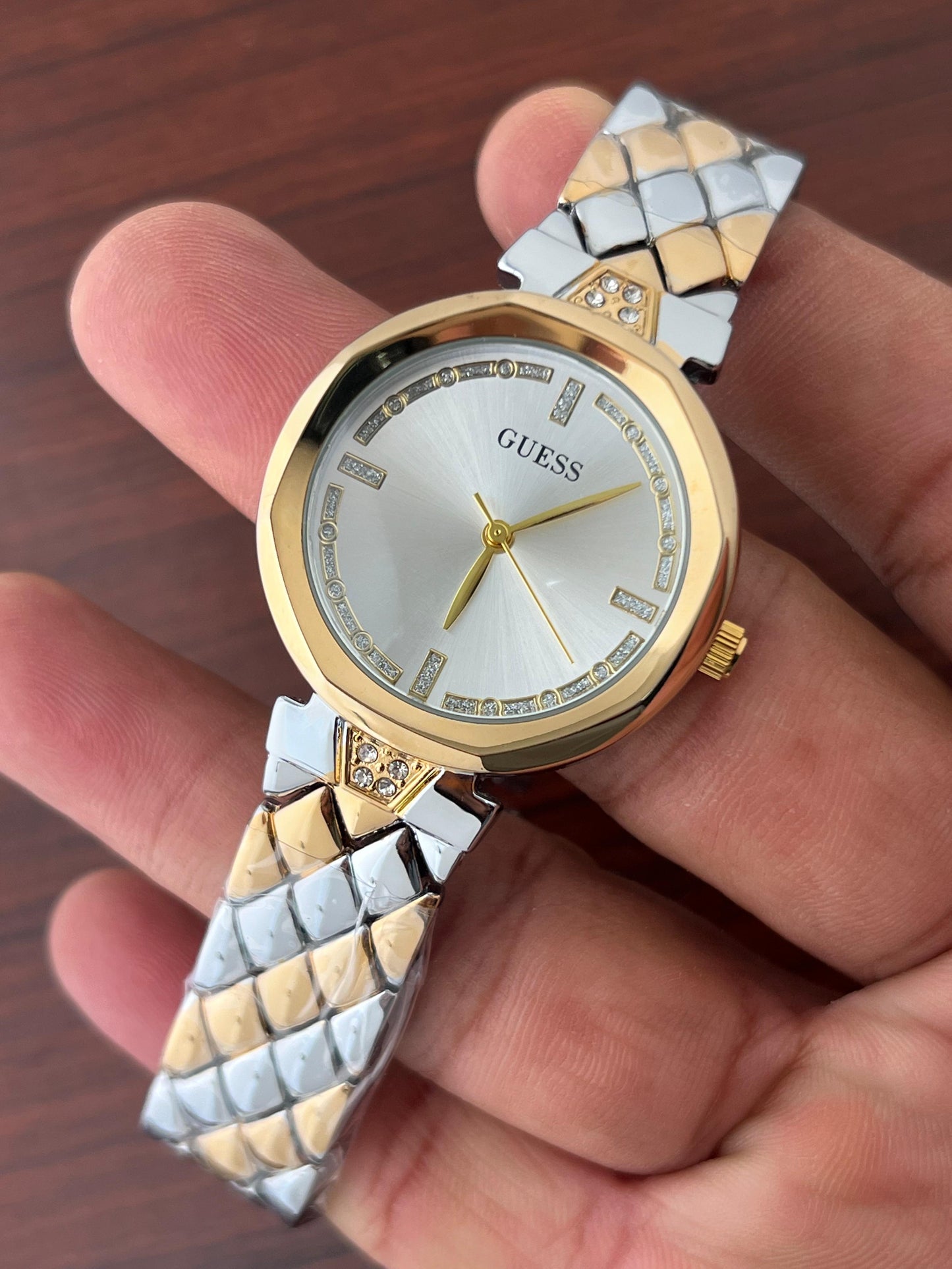 GUESS Premium Ladies Watch