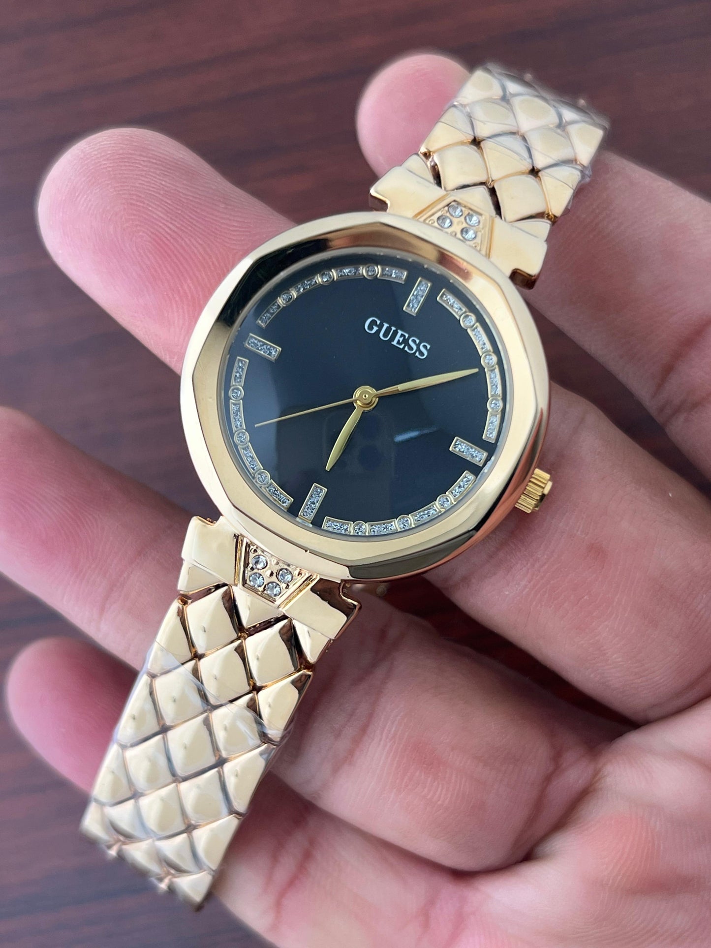 GUESS Premium Ladies Watch