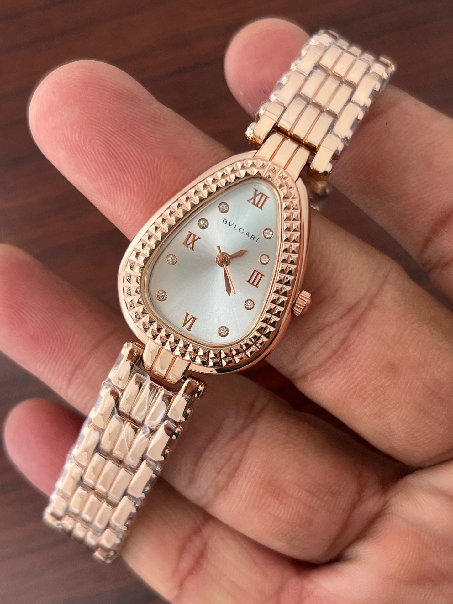 Beautiful  BVLGARI Gianni T-Bar Watch for Women