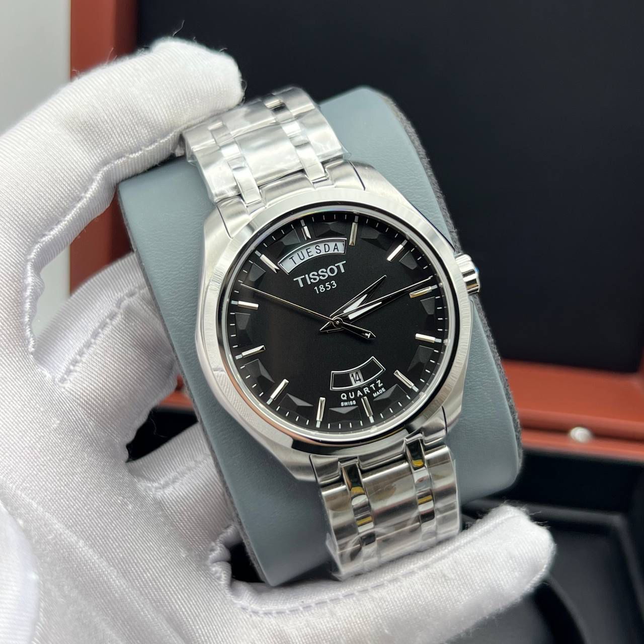 Tissot Couturier Day-Date is a symbol of timeless ULTRA-PREMIUM COLLECTION