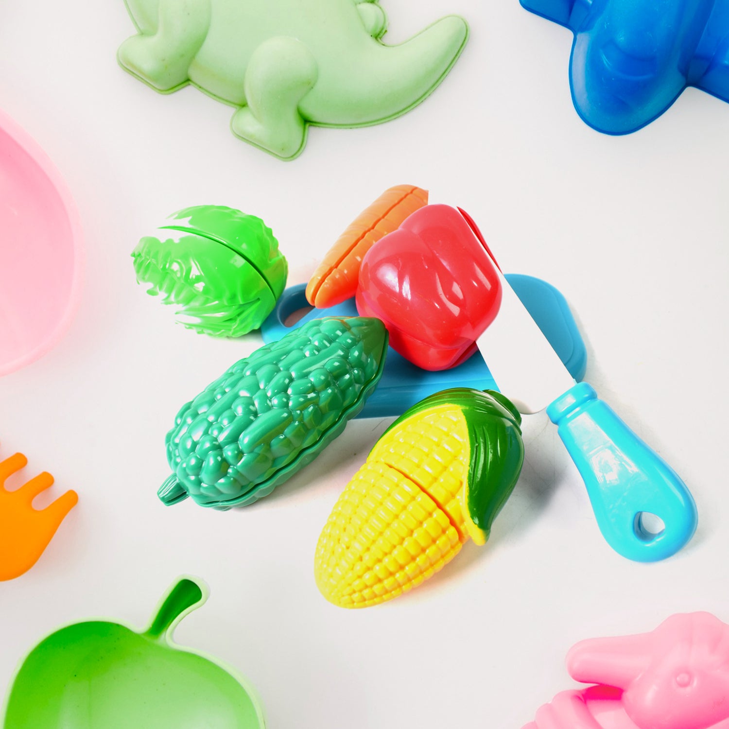 Realistic Slice-able Fruits And Vegetables Cut In 2 Part Play Toy Set - Springkart 