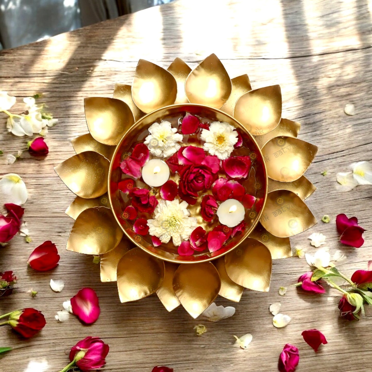 Decorative Metal Urli for home decor at best price