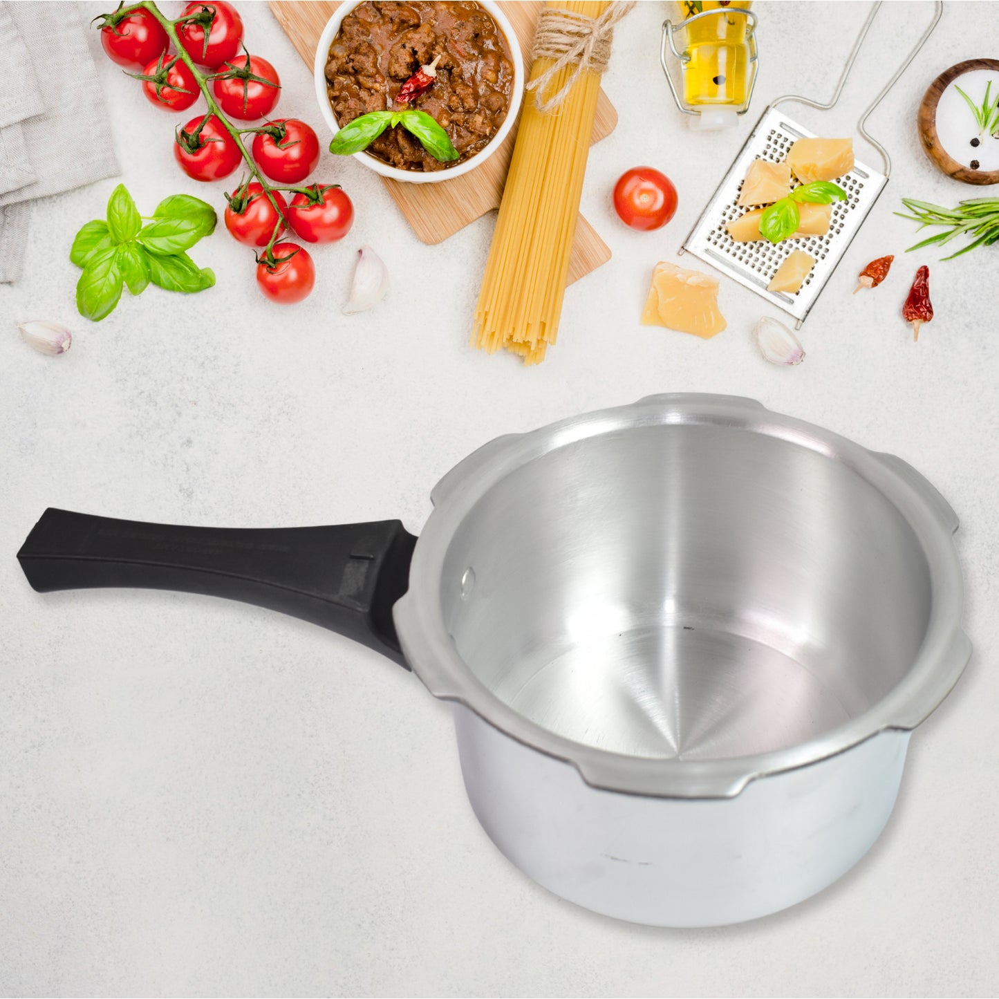 Aluminium Rays Pearl Pressure Cookers With Outer Lid (2.5 Litres) - Springkart 