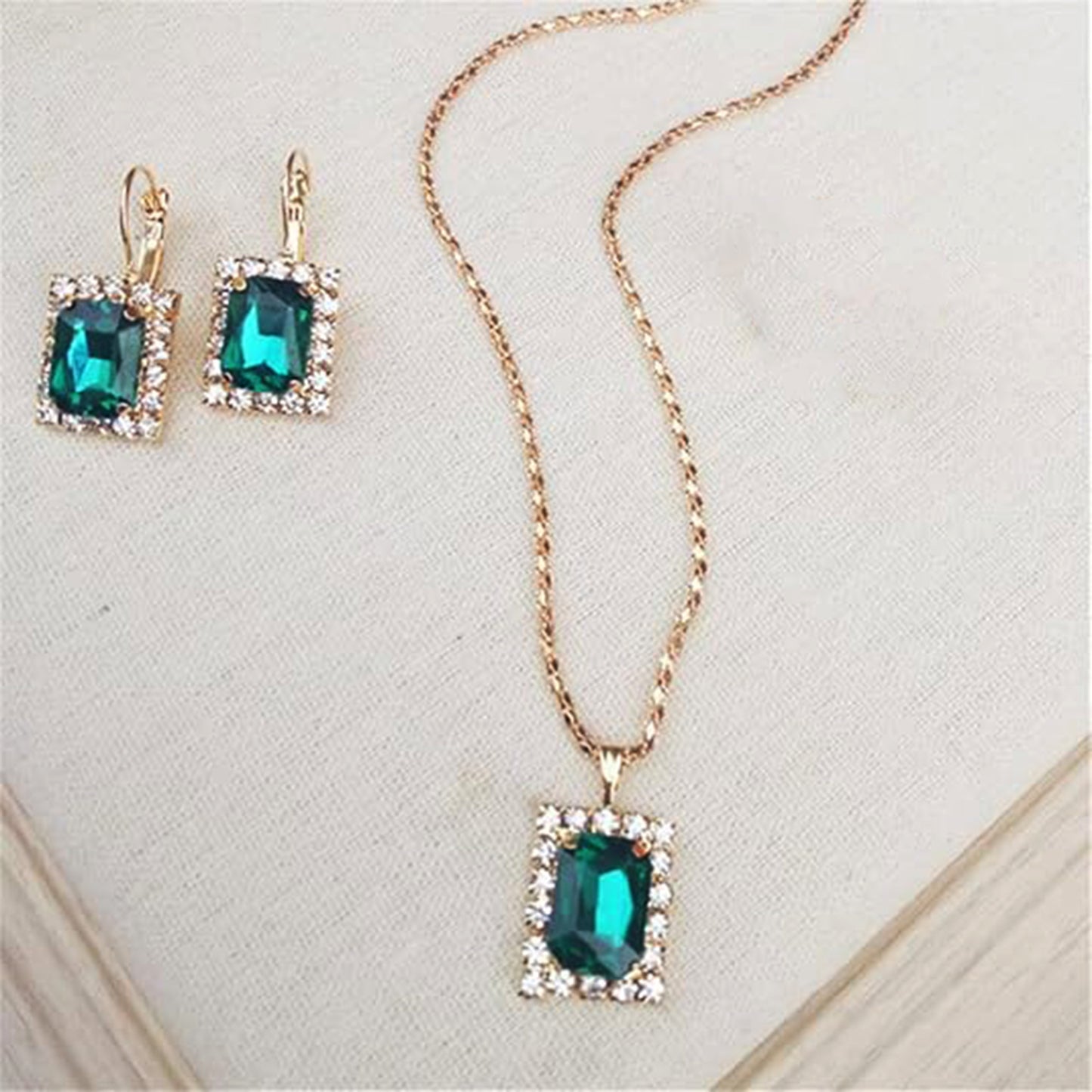 Stone Pendant Necklace Chain Set With Earrings (1 Set Mix Color Design) - Springkart 