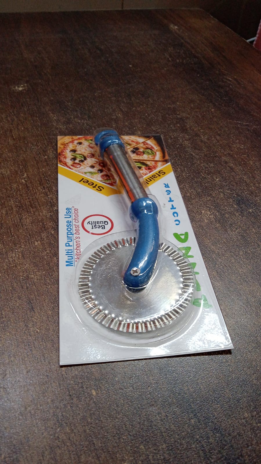 Multi Purpose Use Curly Pizza Cutter Pastry Cutter Sandwiches Cutter (1 Pc) - Springkart 
